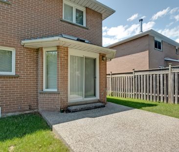 For Lease - 265 Mississaga Street, Oakville, Ontario - Photo 3