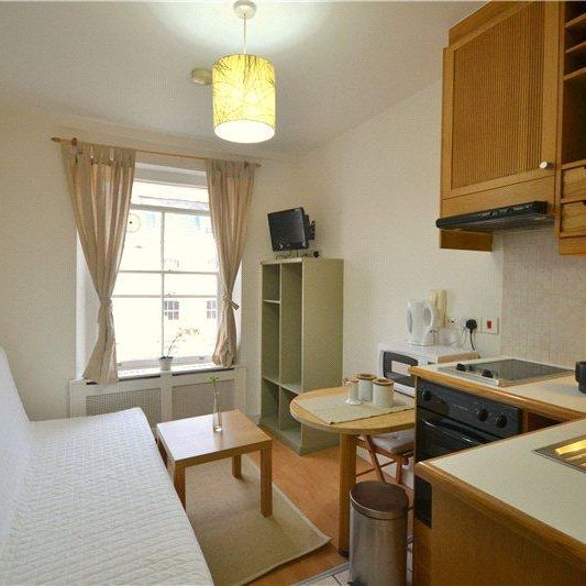 Studio to rent - Photo 1