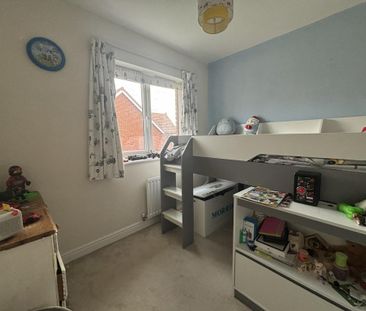 4 bedroom detached house to rent - Photo 3