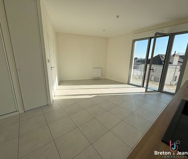 Location Appartement 1 pièce 31m² - Photo 4