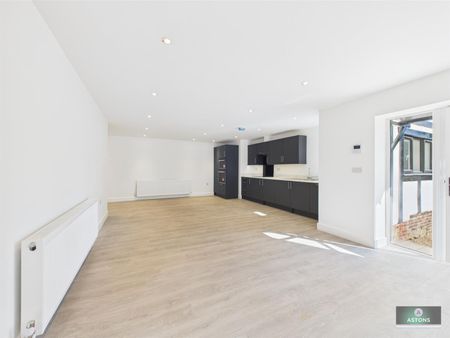 Old Hollow, Worth, Crawley - Photo 3