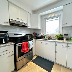 Appartement Montréal (Ahuntsic-Cartierville) À Louer - Photo 2