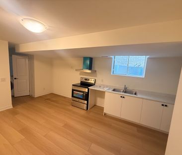 For Lease - 94 Cadillac Crescent, Brampton, Ontario - Photo 4