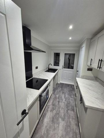 2 Bed Flat, Carron Place, G22 - Photo 2