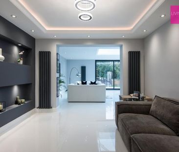 5 bedroom detached house to rent - Photo 2