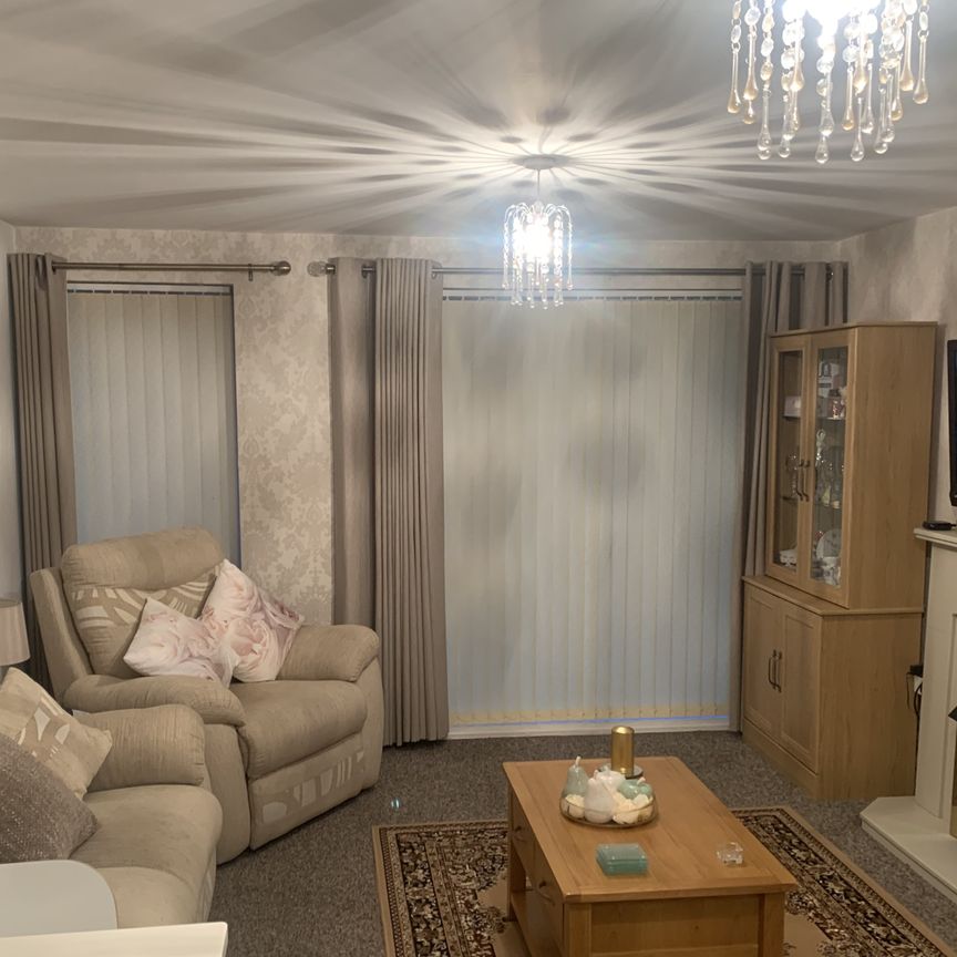 £1,200 PCM, Two Bedroom, Two Bathroom Ground Floor Apartment with Allocated Parking in Reresby Court, Heol Glan Rheidol, Cardiff Bay, CF10 5NR - Photo 1