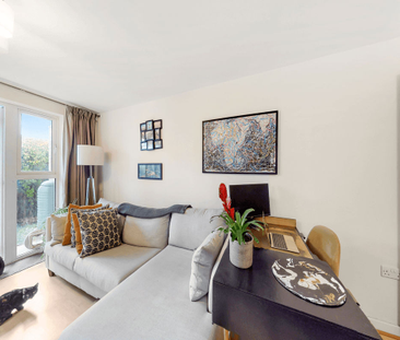 Poynders Road, London, SW4 - Photo 3