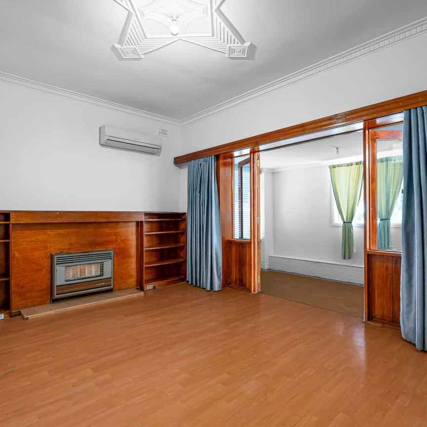 7 Chenoweth Avenue - Photo 1