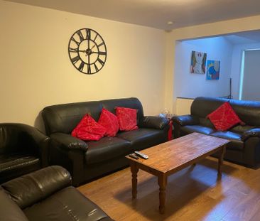 7 bedroom house to rent - Photo 1