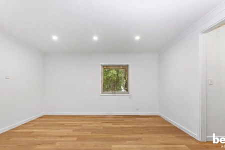 Stylish City-Edge Living in the Heart of Kent Town - Photo 4