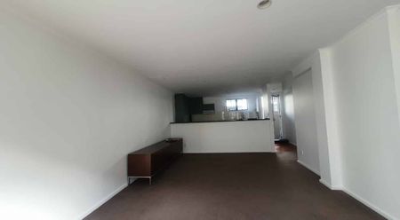 Two Bedroom with Two carparks! - Photo 2