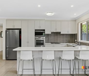 Modern Family Living in a Well Connected Suburb - Photo 6