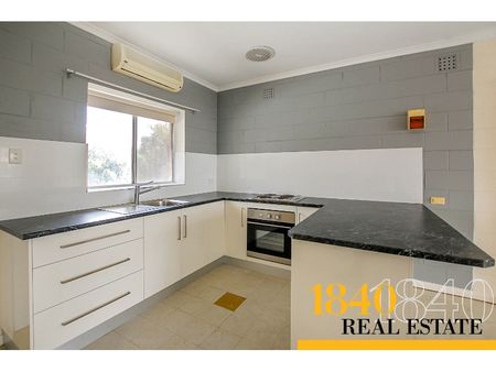 Cute and Cozy! - Photo 4