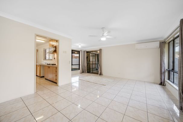 Four bedrooms + Location! - Photo 1