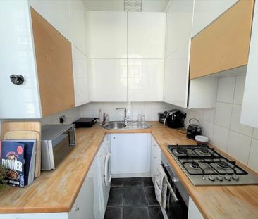 2 bedroom flat to rent - Photo 6