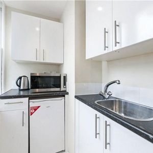 Hill Street, Mayfair (South) and Piccadilly, London, W1J - Photo 2