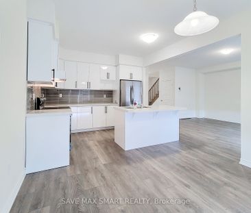 Detached Home For Lease | X8117074 - Photo 4