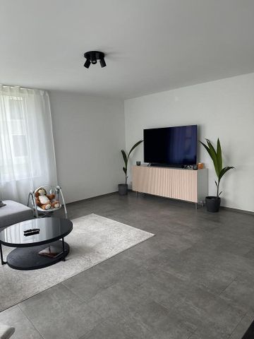 Moderne helle Wohnung - Foto 3