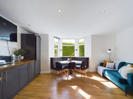 7 bedroom house to rent - Photo 1