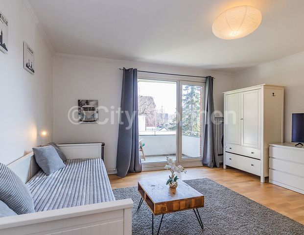 Voll möbliertes Studioapartment mit Balkon in Hamburg-Barmbek - Foto 1