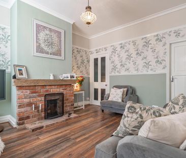 2 bedroom terraced house to rent - Photo 2