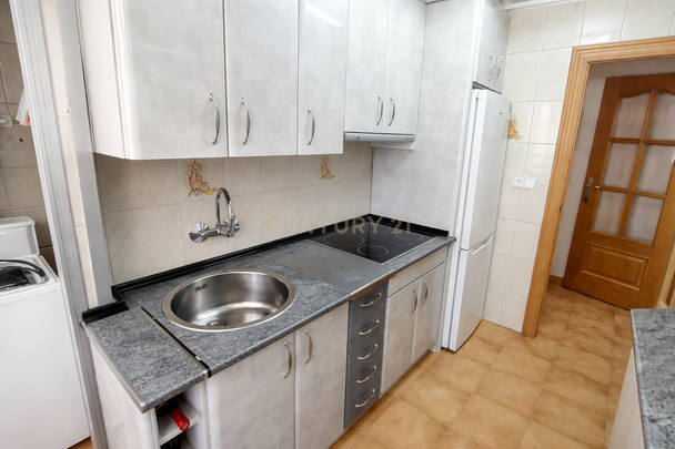 Apartamento de alquiler en Avenida Uruguay, 6, Benidorm, Spain, 6, Playa Poniente - Photo 1