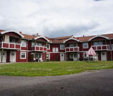 Bruksvägen 10 B - Photo 1