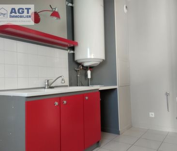 Location Appartement 2 pièces 48m² BEAUVAIS 60000 - Photo 2