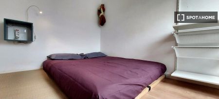 barcelona, Catalonia 08024 - Photo 5