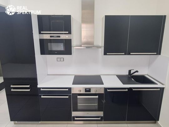 Pronájem bytu 1+kk 30 m2 - Fotografie 1