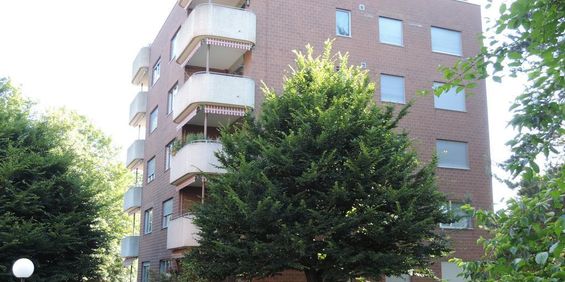 2.0 Zimmerwohnung in Bottmingen - Photo 3