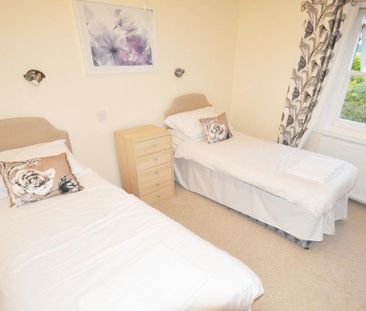 2 bedroom semi-detached house to rent - Photo 2
