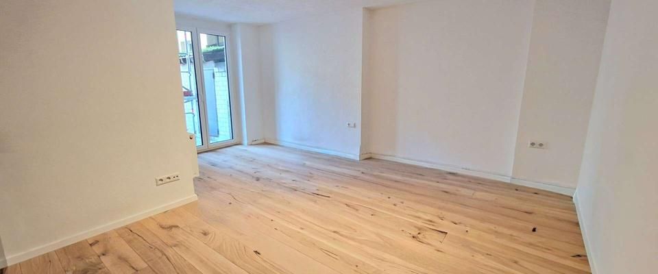 Neu saniert – Charmante Wohnung mit weitläufiger Terrasse im Lehenviertel - Foto 1