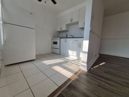 For Lease - 330 Chisholm Avenue Unit# 6, Toronto, Ontario - Photo 4