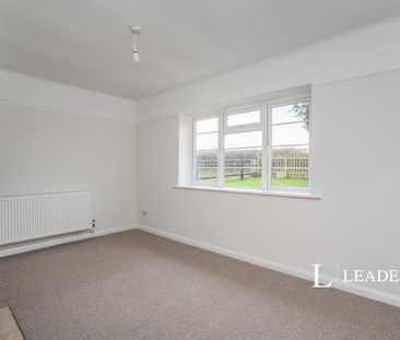 3 bedroom bungalow to rent Pitymoor Lane, Southwick, Fareham, Hamps... - Photo 2