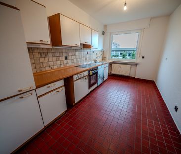 Zentral gelegene 4,5-Zimmer-Wohnung mit Weitblick und Garage im Hag... - Photo 5