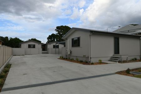 MODERN, LOW-MAINTENANCE LIVING IN A PRIME CENTRAL LOCATION - Photo 5