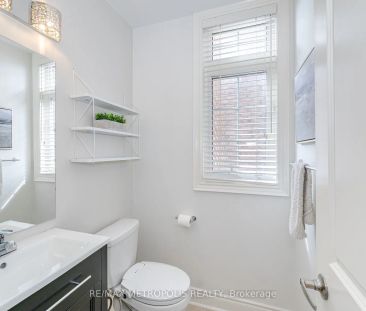 Condo Townhouse For Lease | W9246201 - Photo 3