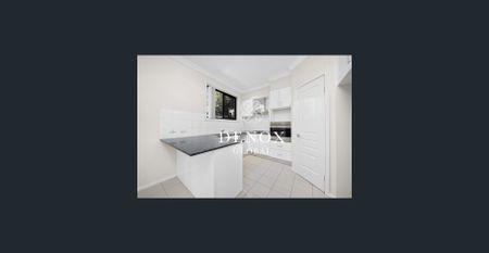 Beautiful 4 bedroom townhouse in a leafy area close to Norwest Metro - Photo 3