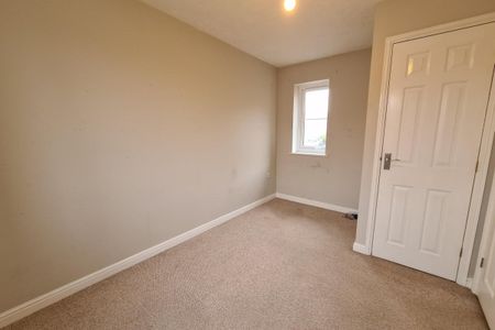 Kingfisher Drive - Photo 2