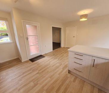 2/35 Hamilton Ave, Ilam - Photo 4