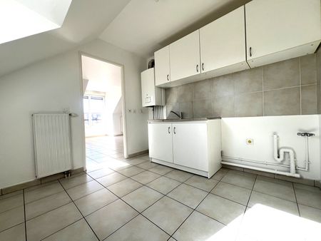 Location Appartement 2 pièces 41m² - Photo 3