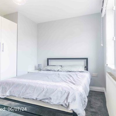 17 Emmerson Street - Photo 1