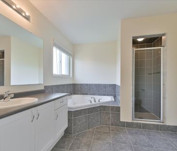 For Lease - 98 Northern Dancer Drive, Oshawa, Ontario - Photo 2