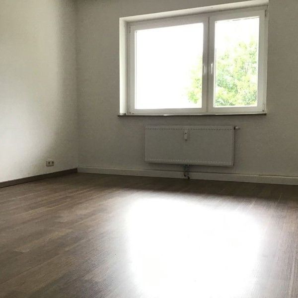 Superruhige Lage im grünen Isinger Feld! Topwohnung mit Balkon und Tageslichtbad - Photo 1