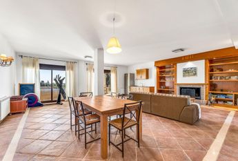 Luxury Villa for rent in Benahavís, Spain