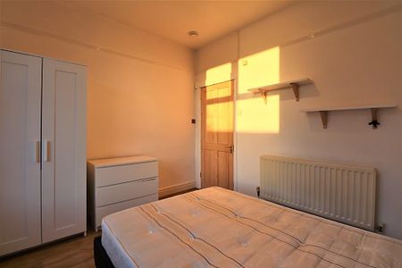 3 bedroom house share for rent in Harold Road, Birmingham, B16 - Photo 5