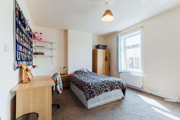 Bedford Street, - Bed, LN1 - Photo 1