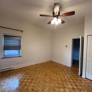 4 et demi à louer, Avenue du Parc, université McGill, métro Place-des-Arts - Photo 2