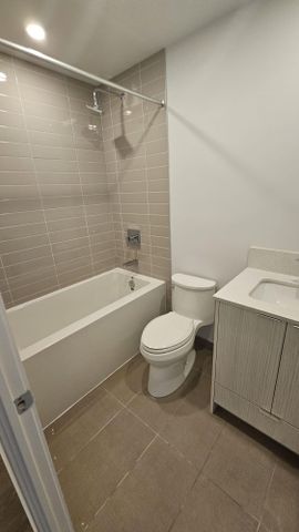 For Lease - 430 Square One Drive Unit# 4701, Mississauga, Ontario - Photo 2